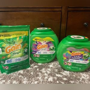 Sold on dif platform: Gain flings laundry bundle